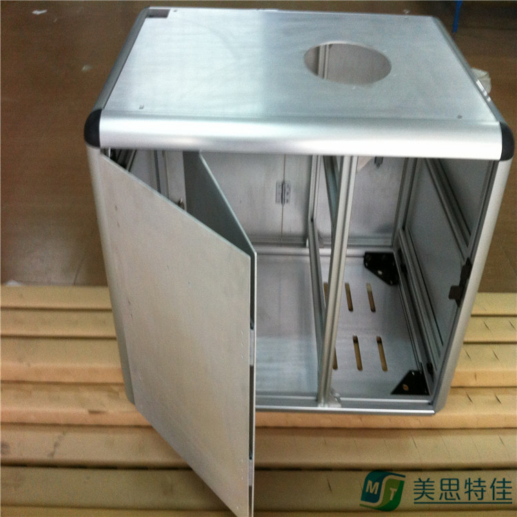 儲物柜框架